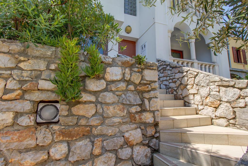 Villa Alma Вели-Лошинь Экстерьер фото